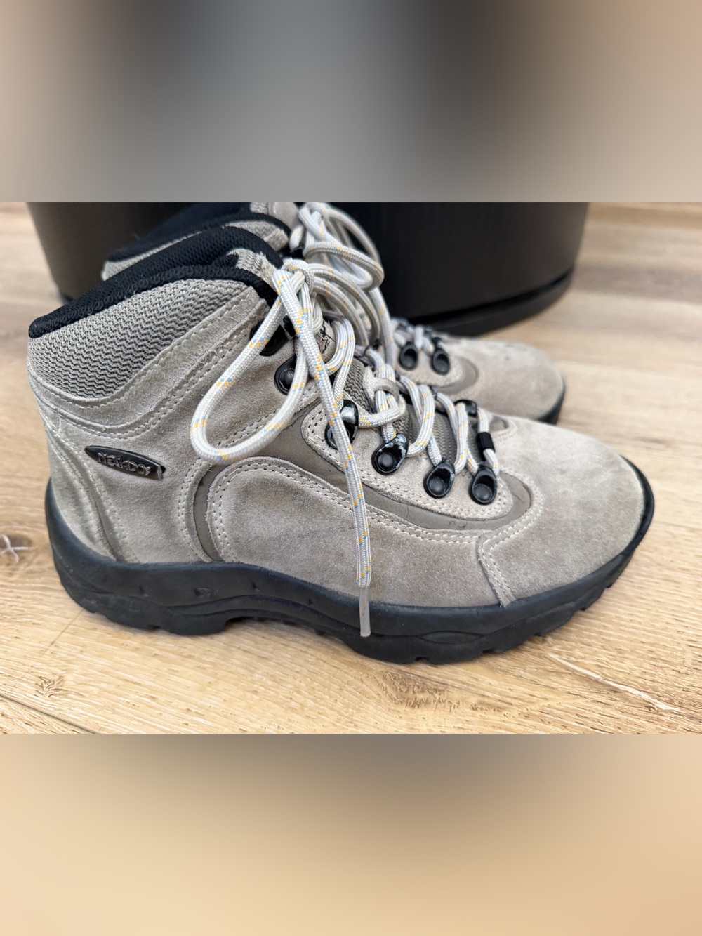 Nevados Suede Hiking Boots